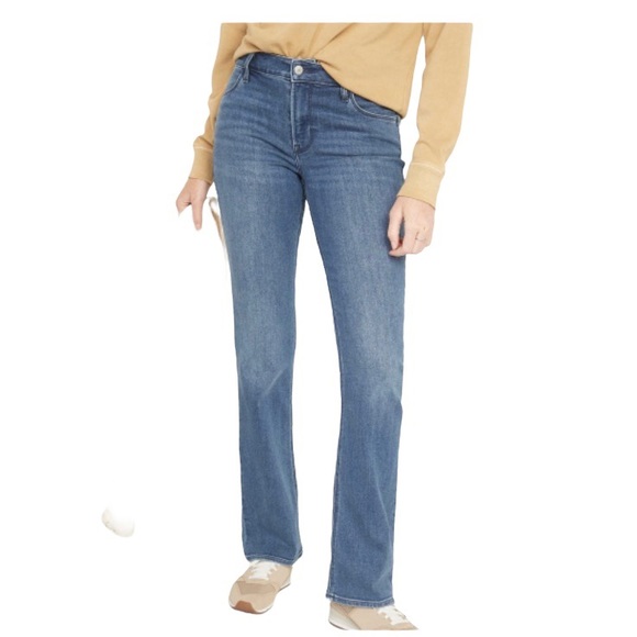 Old Navy Denim - Old Navy Flirt Mid-Rise Medium-Wash Boot-Cut Jeans for Women size 10 Long